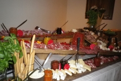 Yum Yum Wedding Catering 2